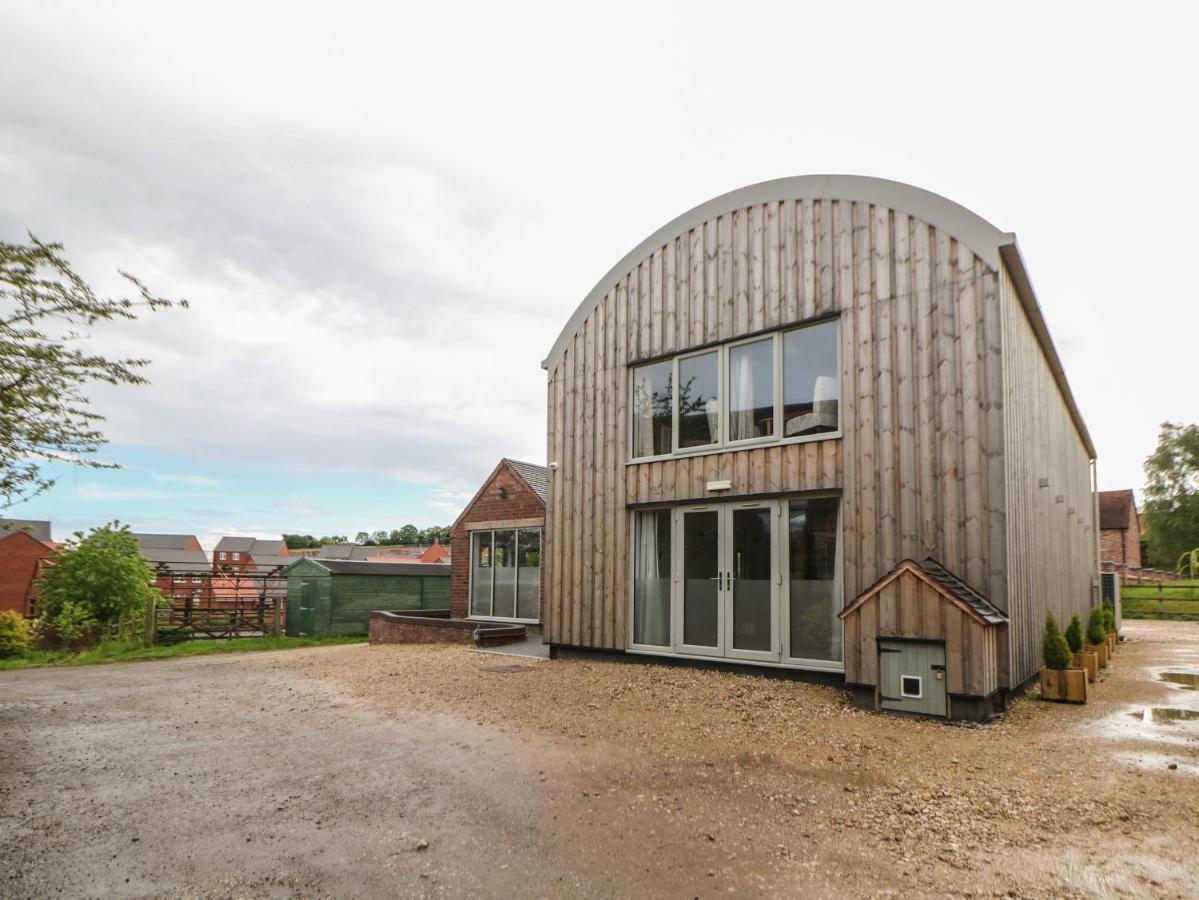 The Haybarn Villa Lichfield Exterior photo